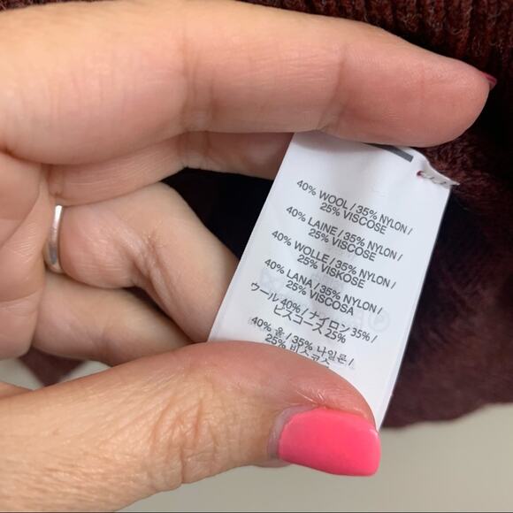 J Crew Cambridge Cable Burgundy Wool Blend V-Neck Sweater - Picture 3 of 6